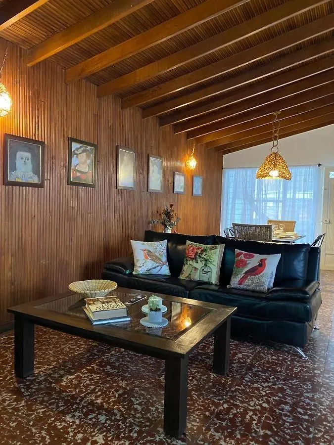 Casa Botero, Alojamiento Completo Apartment Medellin Colombia